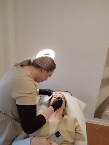 b5ae2362-276d-419c-8a67-b9fcc56757f2