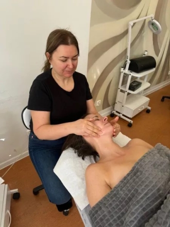 c44381ec-fe56-424d-828d-6ad71818f83b-1