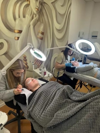 d2e989ab-2a4d-48a3-aa24-bef2653fccf7